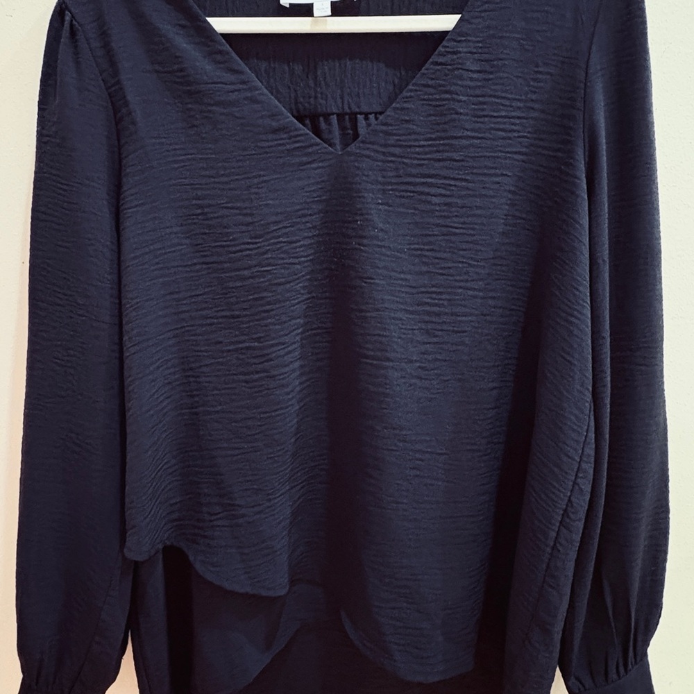 Adyson Parker Black Textured V-Neck Long Sleeve Blouse